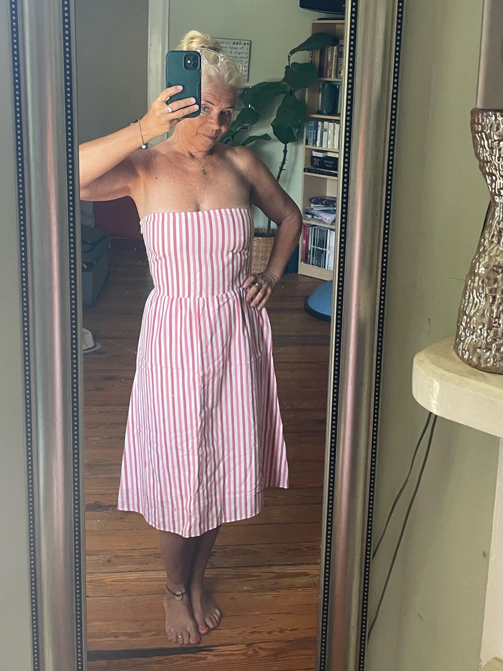 Strapless striped dress